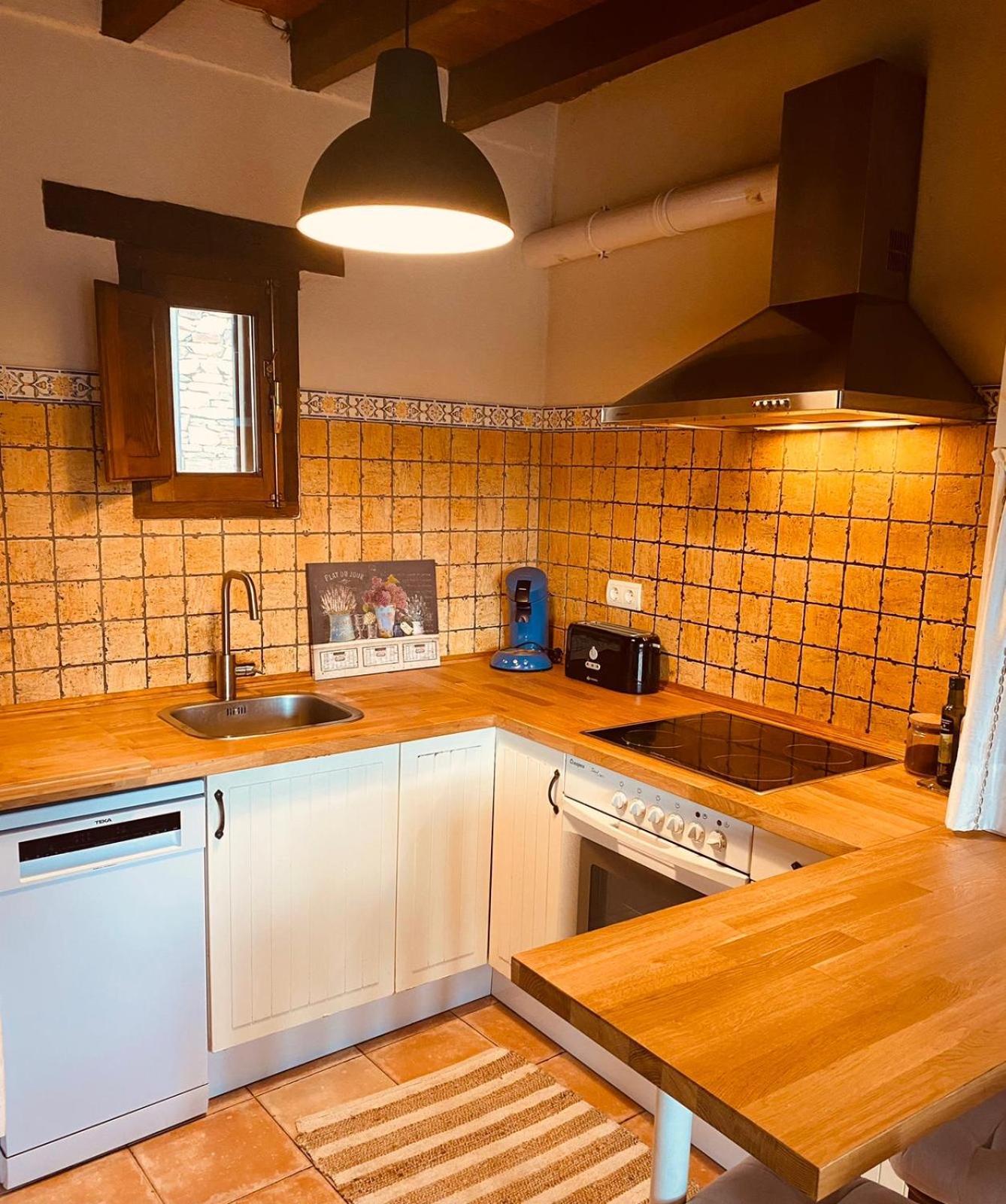 La Casita De Chocolate - Vut Le1131 Guest House Ponferrada Bagian luar foto